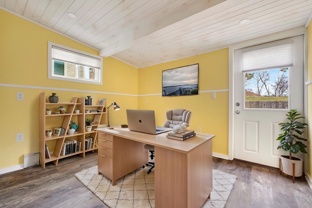 31 Water Street Saugus, MA 01906 - Photo 40 of 42