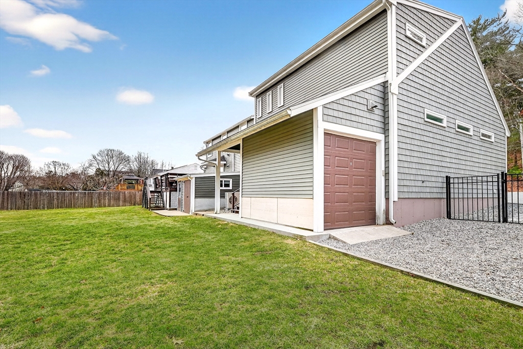 31 Water Street Saugus, MA 01906 - Photo 4 of 42