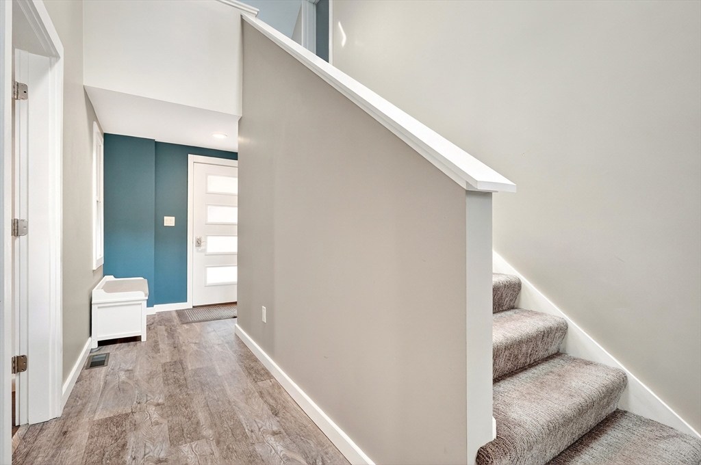 31 Water Street Saugus, MA 01906 - Photo 6 of 42