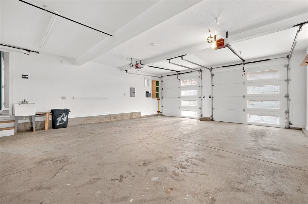 31 Water Street Saugus, MA 01906 - Photo 7 of 42