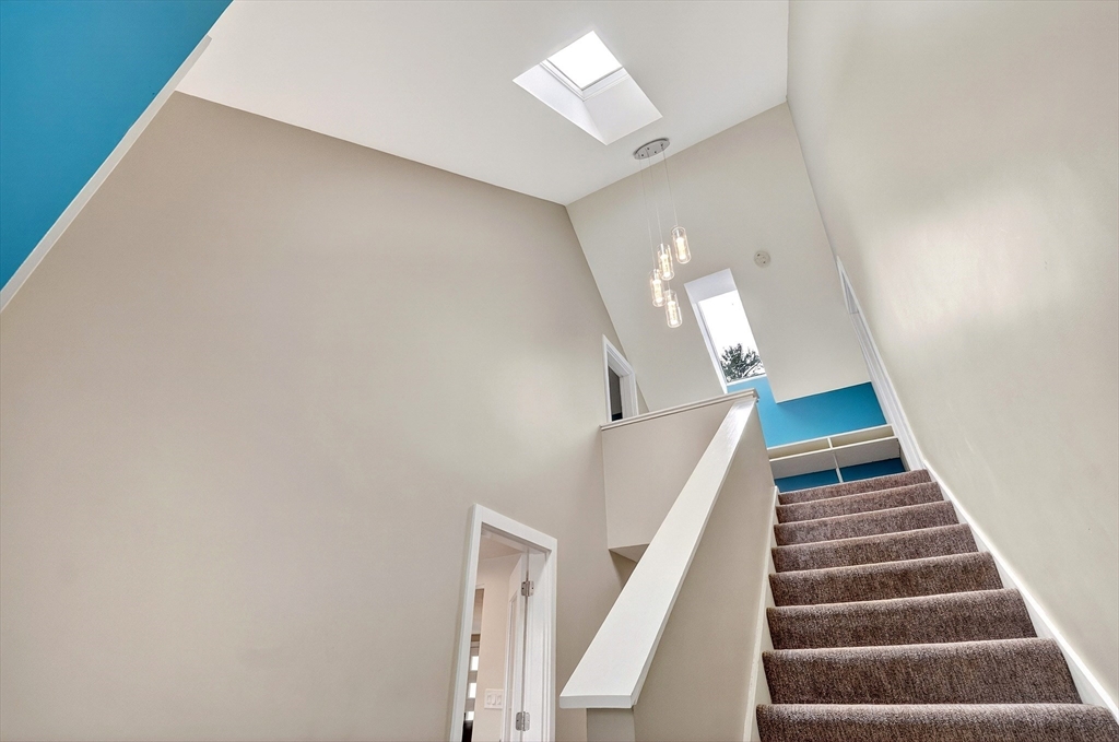 31 Water Street Saugus, MA 01906 - Photo 8 of 42