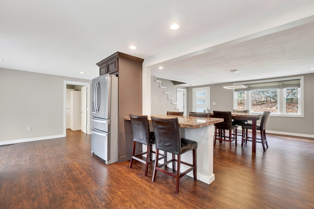 31 Water Street Saugus, MA 01906 - Photo 10 of 42