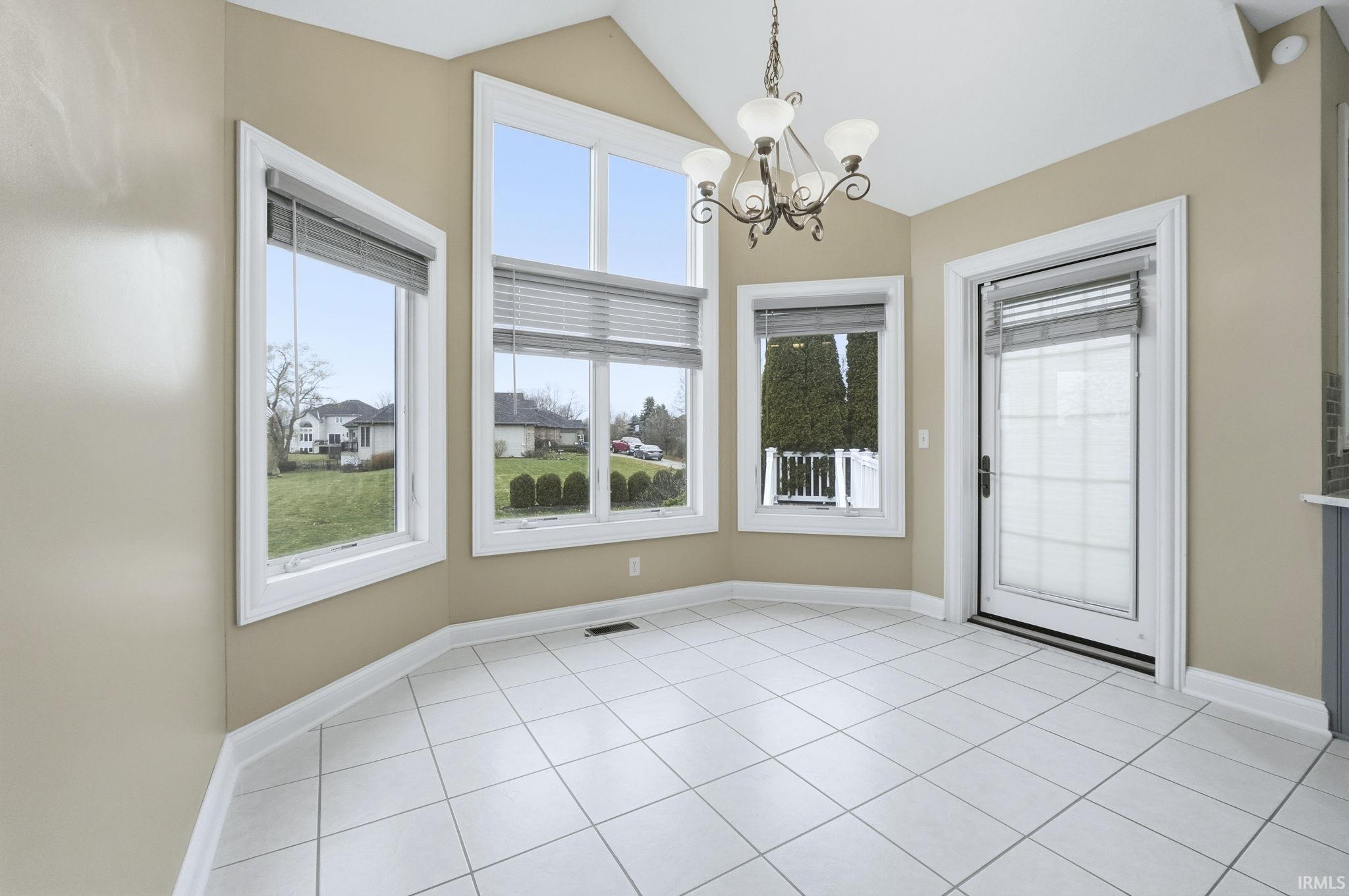 14211 Raynham Road Fort Wayne, IN 46814 - Photo 17 of 36