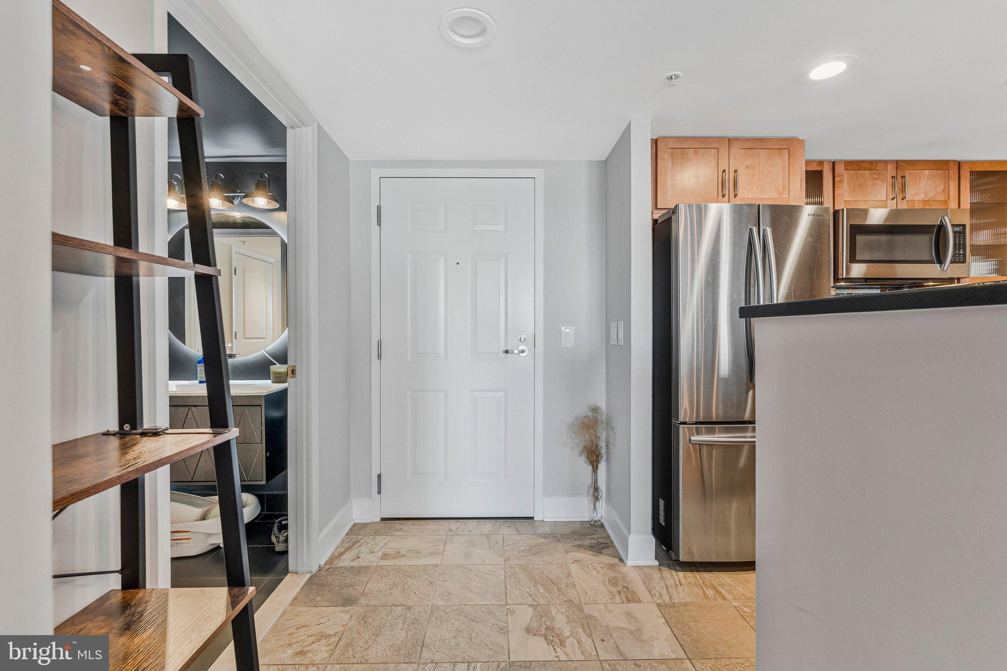 11800 Sunset Hills Road, Unit 826 Reston, VA 20190 - Photo 13 of 61 Welcoming foyer