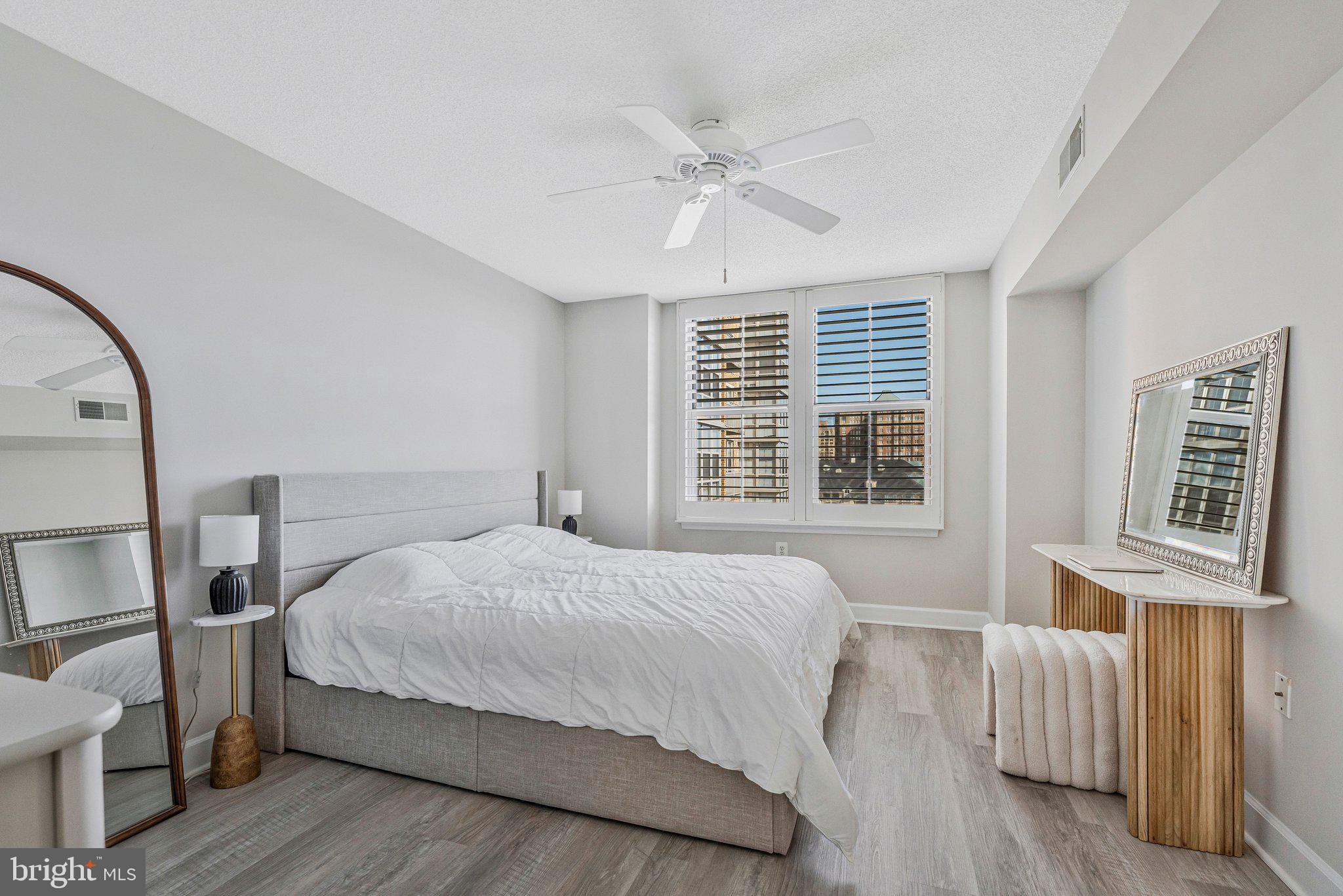 11800 Sunset Hills Road, Unit 826 Reston, VA 20190 - Photo 17 of 61 Primary bedroom