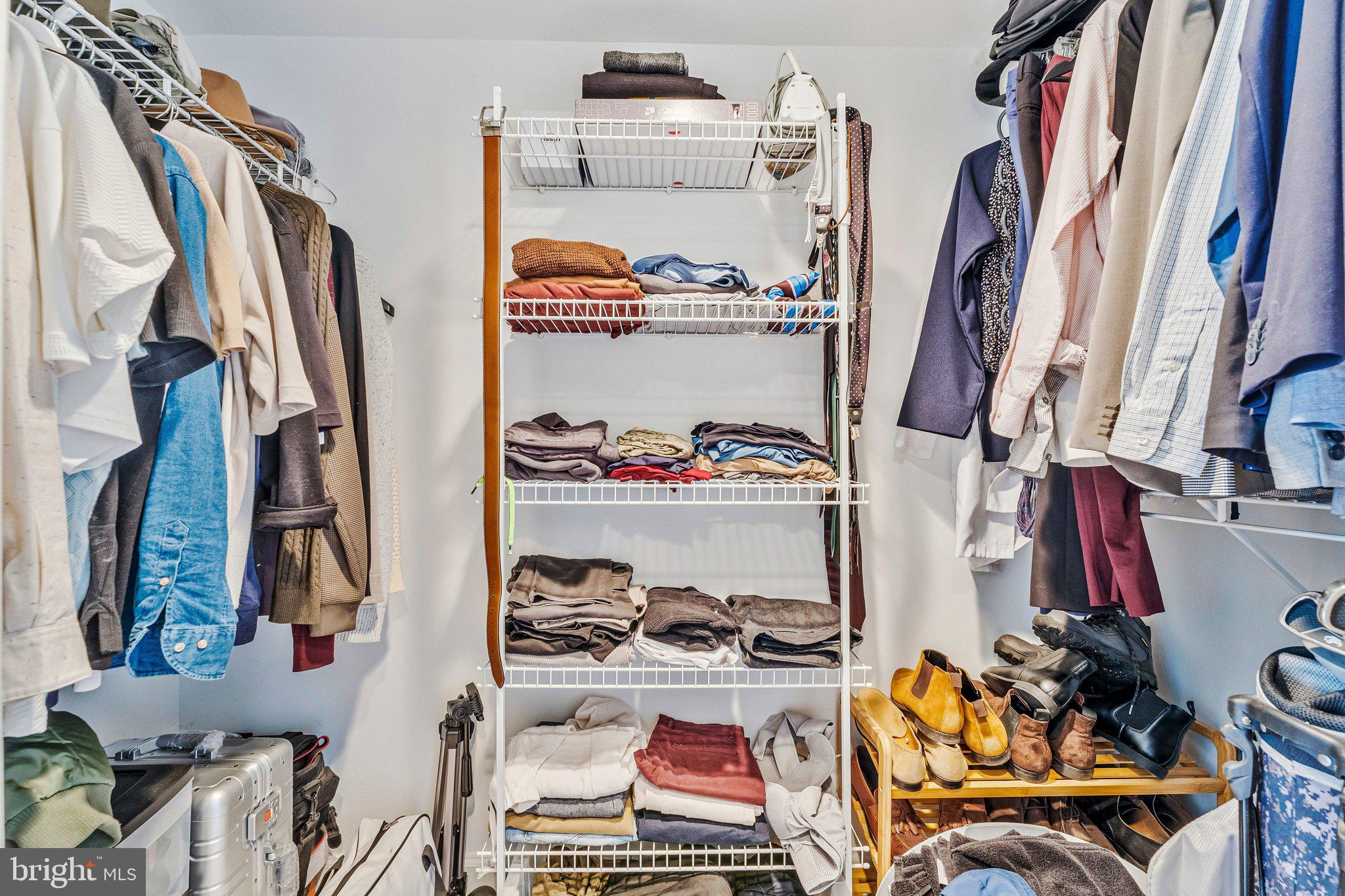 11800 Sunset Hills Road, Unit 826 Reston, VA 20190 - Photo 25 of 61 Spacious walk-in closet 2