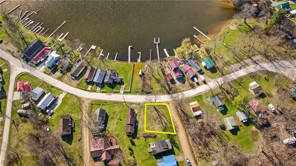 $90,000 | 24186 Lakeview Drive, Union City, PA 16438