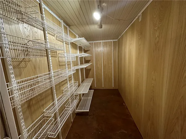 $1,895 | 606 Wilshire Place, Corpus Christi, TX 78411