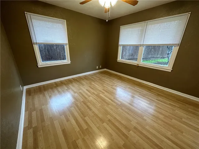 $1,895 | 606 Wilshire Place, Corpus Christi, TX 78411