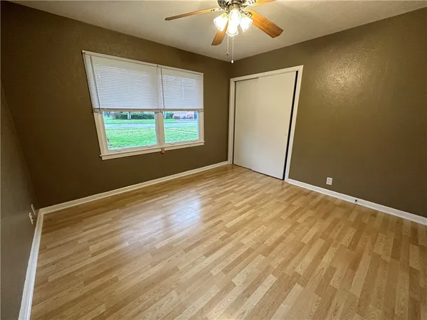 $1,895 | 606 Wilshire Place, Corpus Christi, TX 78411