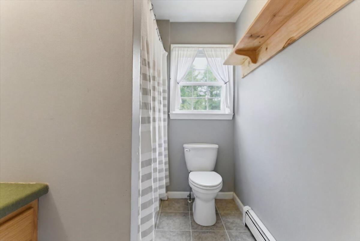 37 Palmer Road Pittston, ME 04345 - Photo 33 of 57 33-DSC05459_declutter_e06a64e6