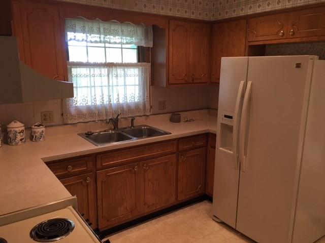 7748 Partridge Road Southport, IN 46227 - Photo 8 of 23 Gallery Image 8