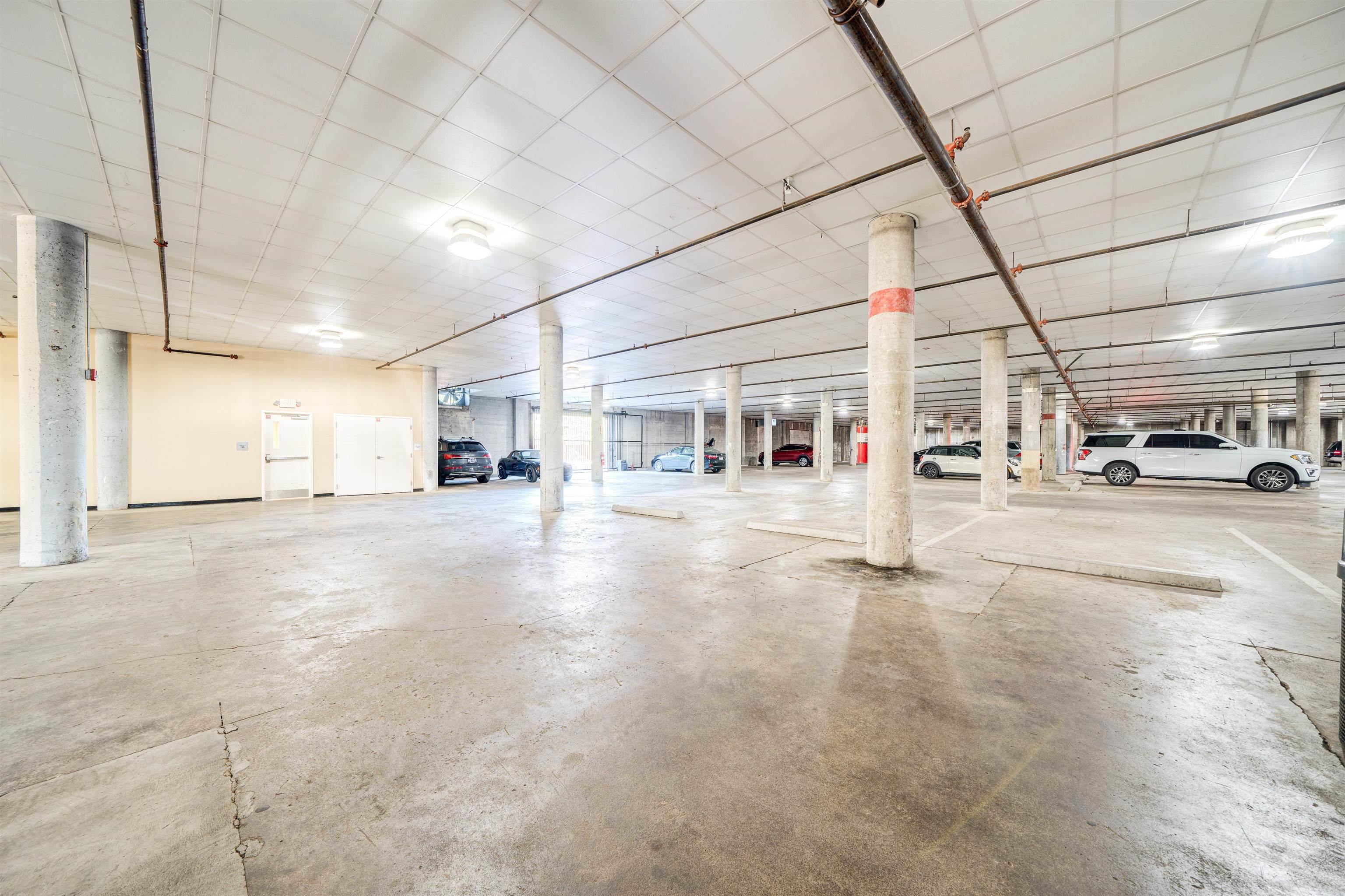648 Riverside Drive, Unit 213 Memphis, TN 38103 - Photo 19 of 25 a view of a street with cars