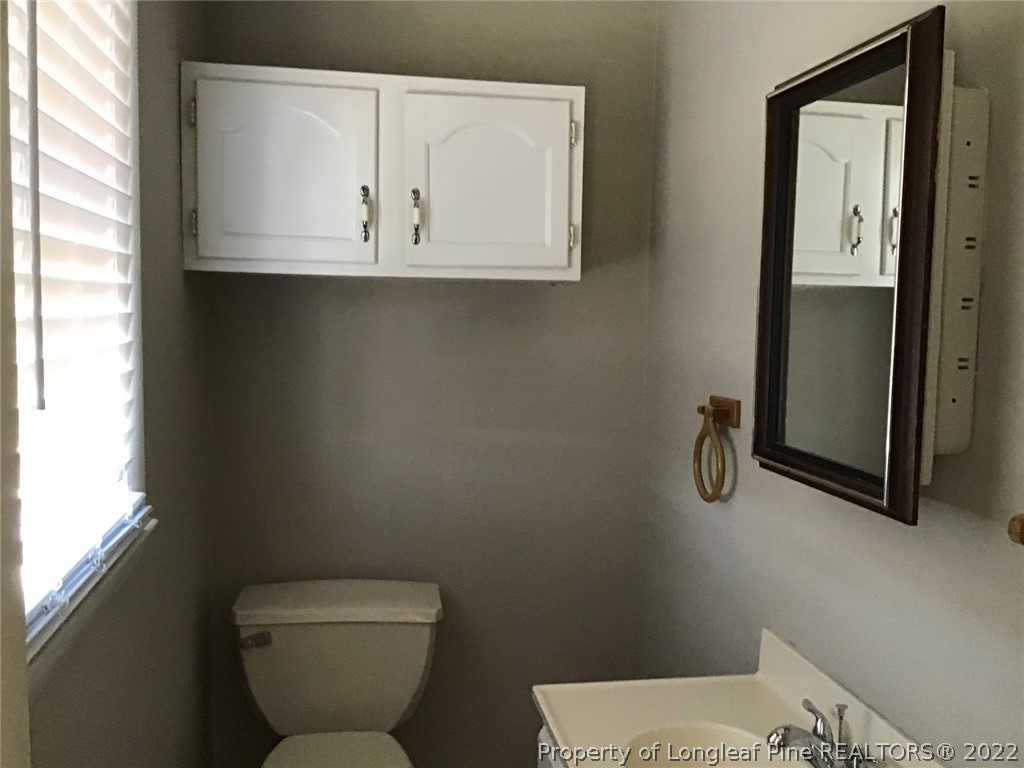 5987 Spinner Road Hope Mills, NC 28348 - Photo 4 of 7 Gallery Image 4