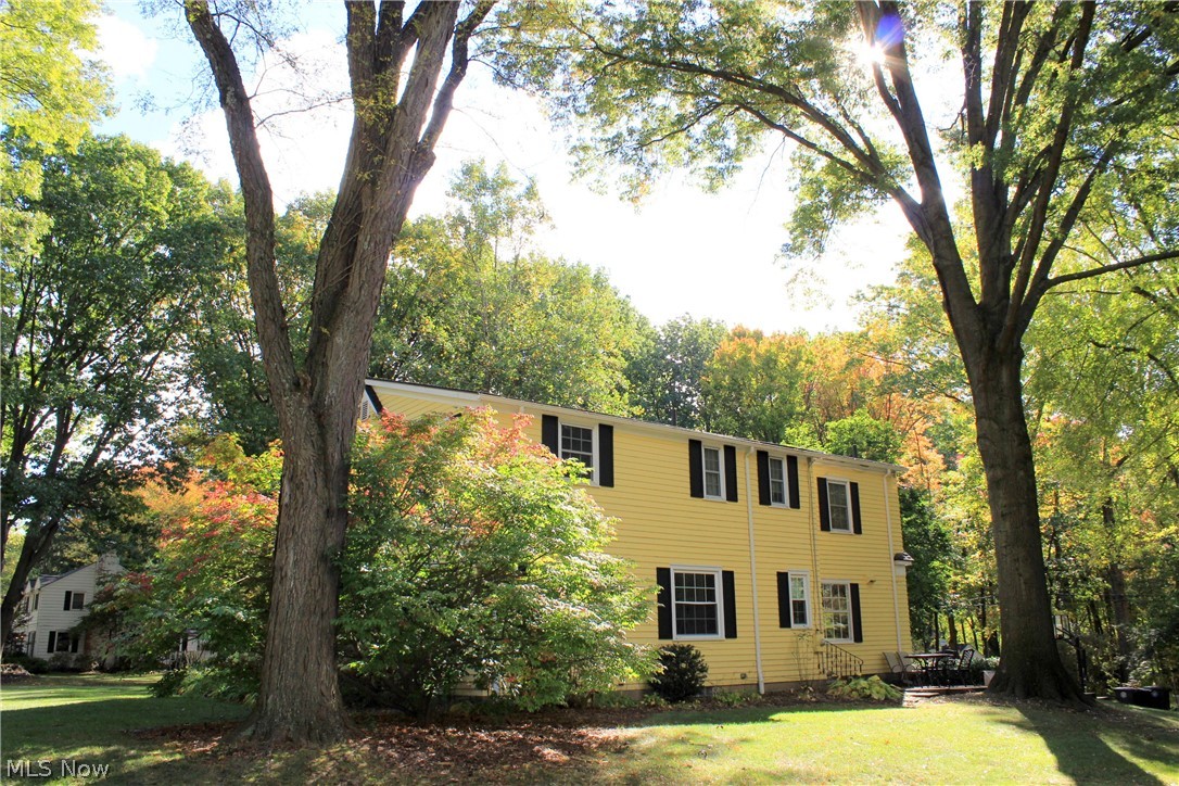 450 Somerset Road Akron, OH 44313 - Photo 2 of 24 Gallery Image 2