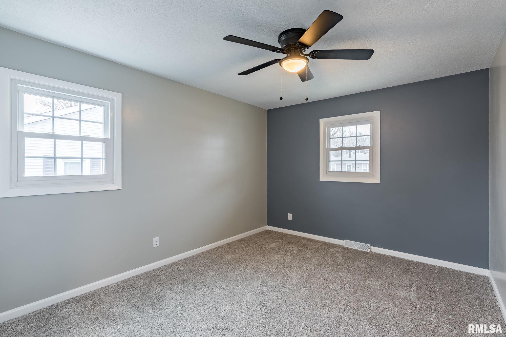 815 4th Street Colona, IL 61241 - Photo 12 of 25 Gallery Image 12