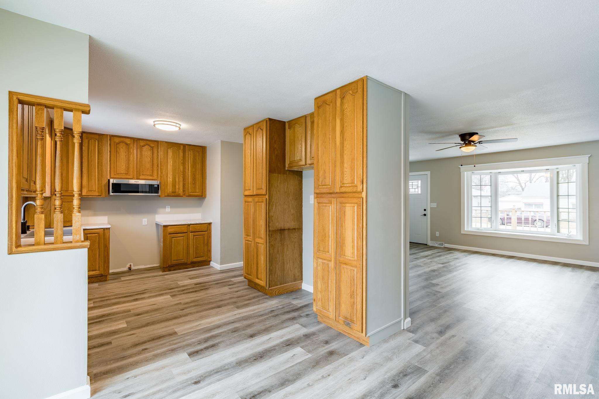 815 4th Street Colona, IL 61241 - Photo 5 of 25 Gallery Image 5
