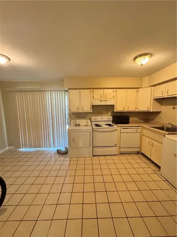 $1,200 | 7000 Bunker Hill Road, New Orleans, LA 70127