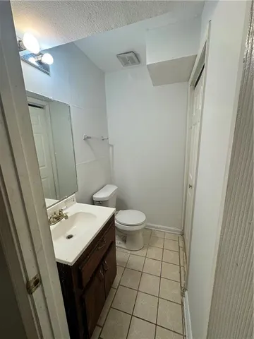 $1,200 | 7000 Bunker Hill Road, New Orleans, LA 70127