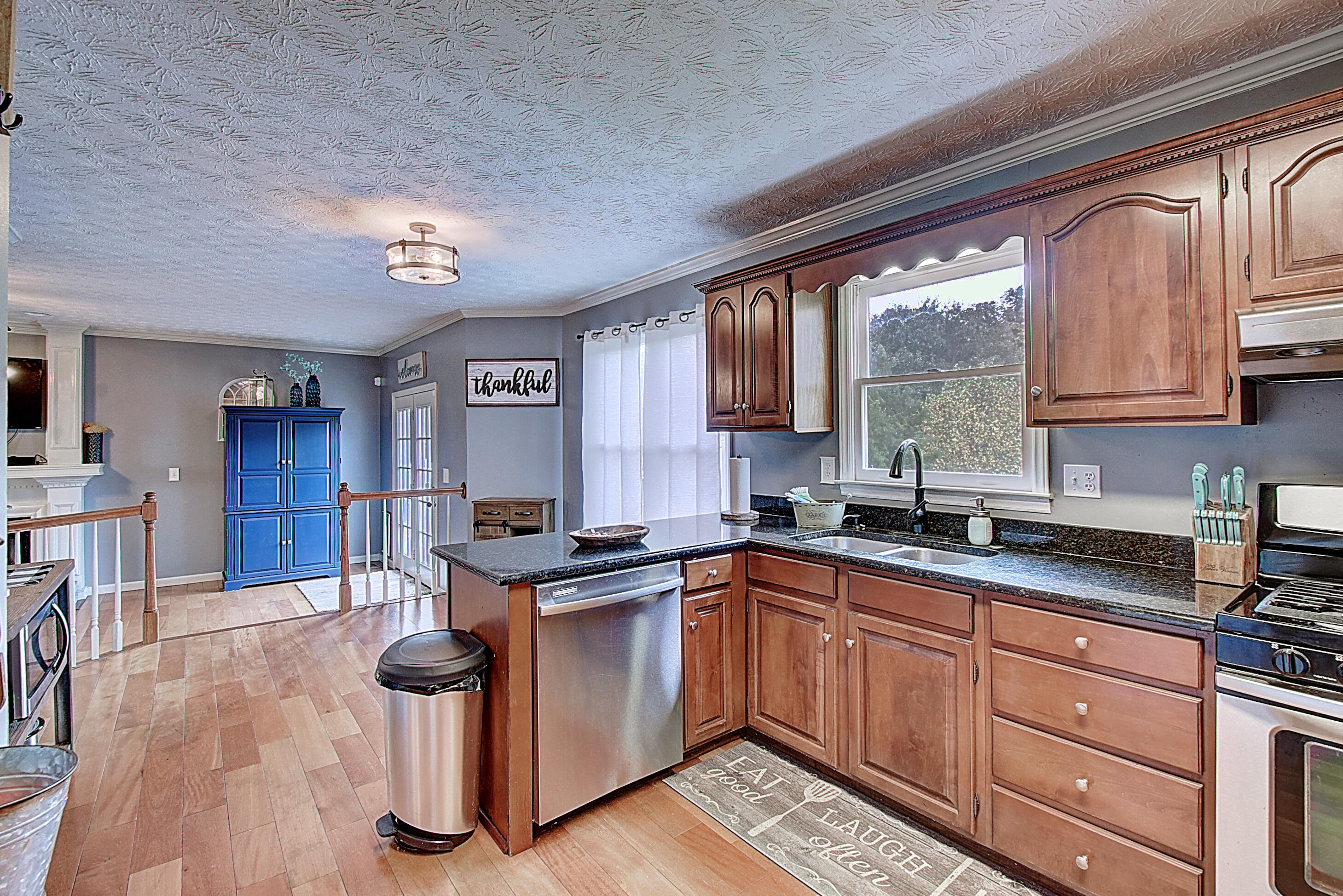 508 Mitchell Road Kingsport, TN 37663 - Photo 15 of 35 DSC_0127And8more
