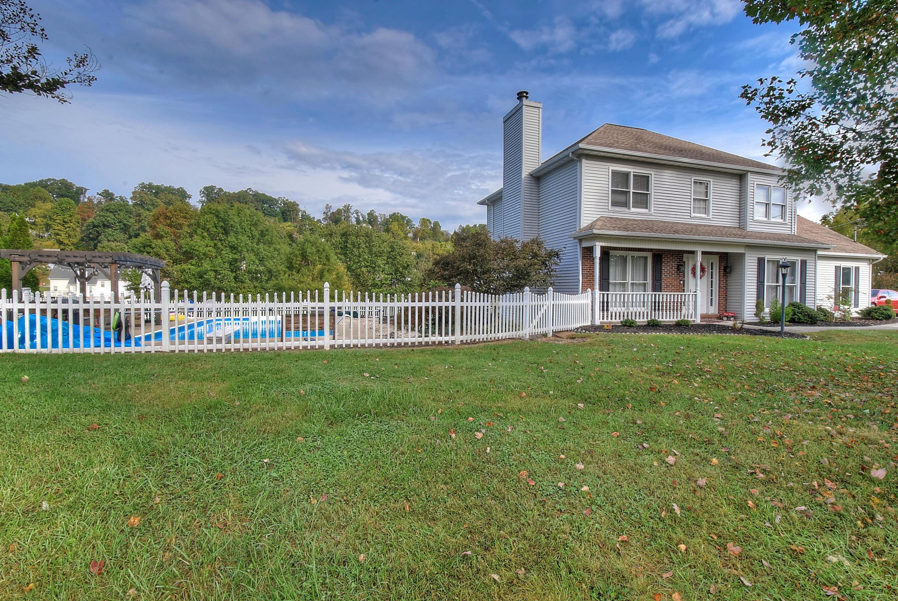 508 Mitchell Road Kingsport, TN 37663 - Photo 3 of 35 DSC_0019_20_21_22_23_24