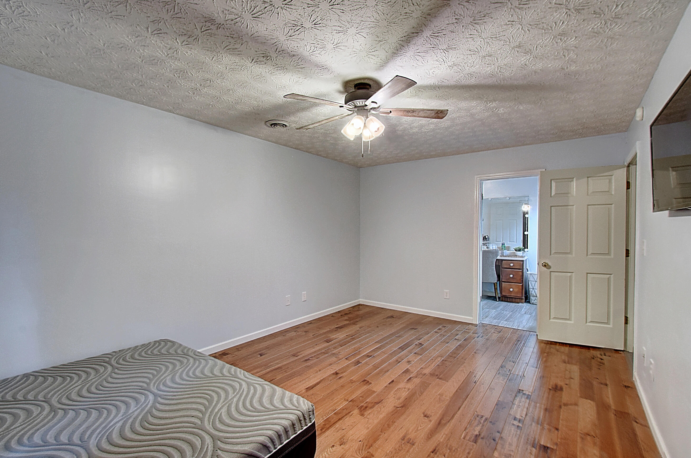 508 Mitchell Road Kingsport, TN 37663 - Photo 21 of 35 DSC_0181And8more