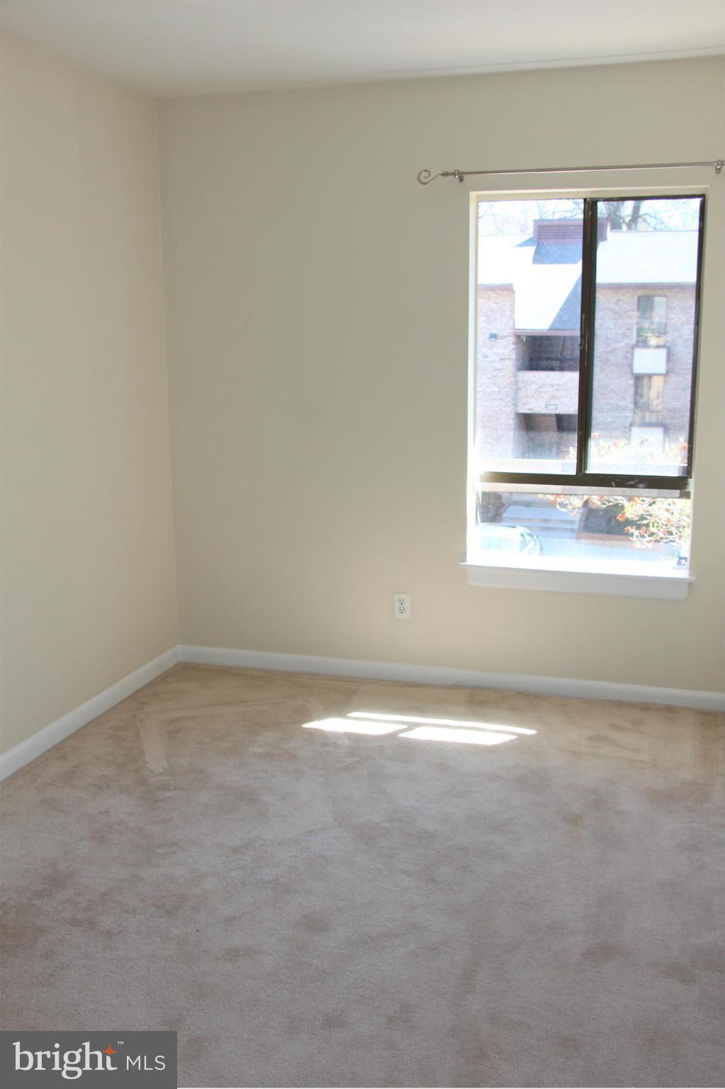 2240 Castle Rock Square, Unit 21C Reston, VA 20191 - Photo 11 of 30 Bedroom