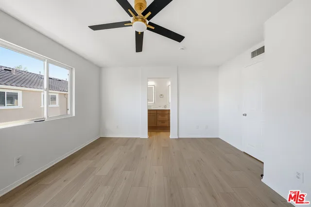 $745,000 | 25715 Wagner Way, Unit B, Stevenson Ranch, CA 91381