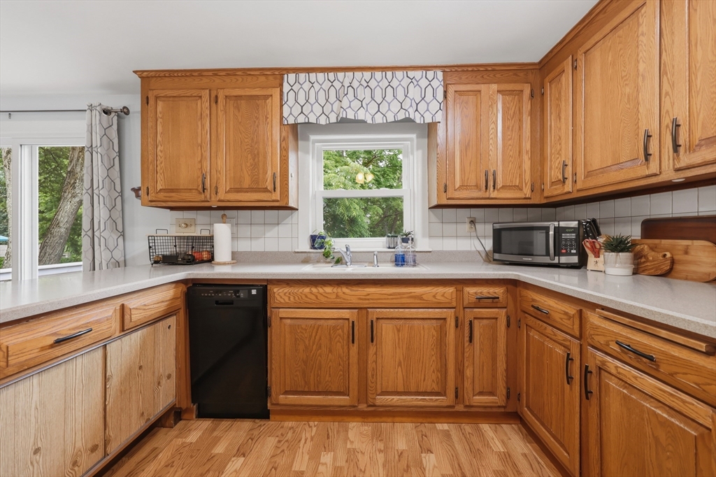 1 Middle Street Woburn, MA 01801 - Photo 5 of 30