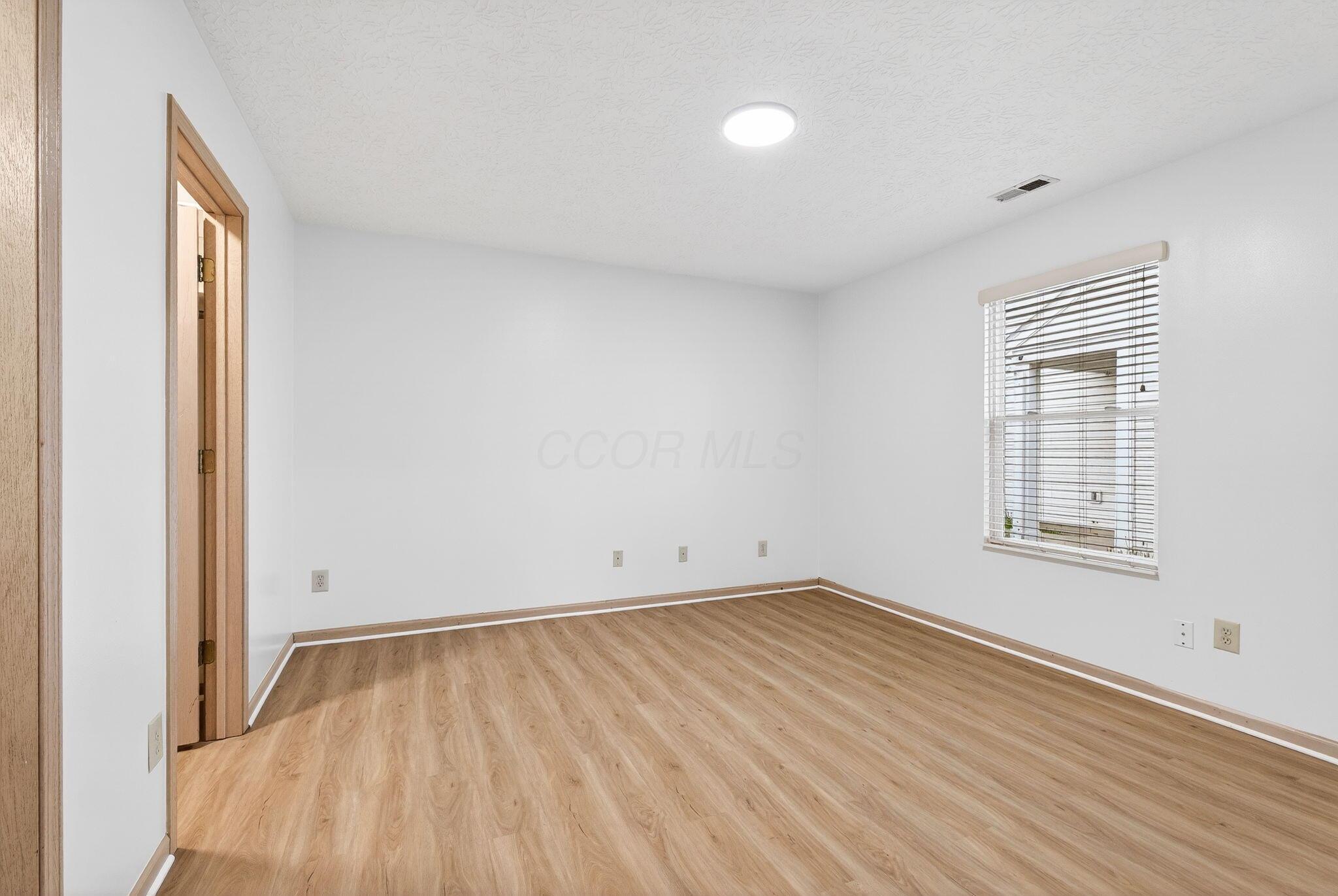 2064 Waymont Road Columbus, OH 43229 - Photo 24 of 31 2064 Waymont Rd (Interior)-22