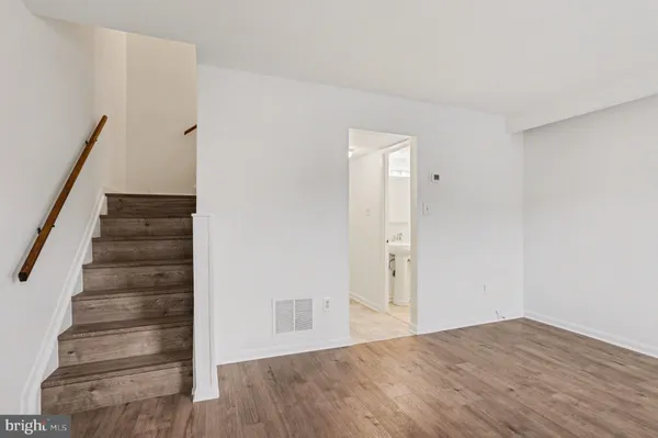 $260,000 | 133 Merryman Court, Unit 17, Annapolis, MD 21401