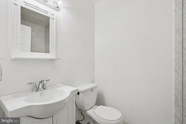 $260,000 | 133 Merryman Court, Unit 17, Annapolis, MD 21401