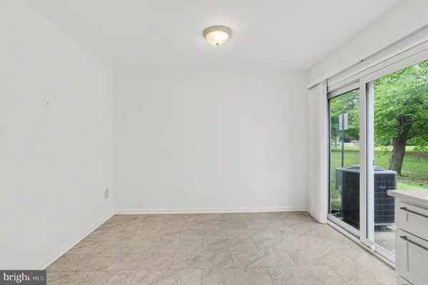 $260,000 | 133 Merryman Court, Unit 17, Annapolis, MD 21401