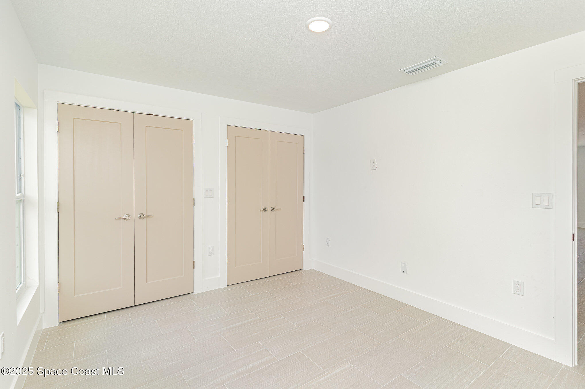 1605 Par Street Northeast, Unit 3203 Palm Bay, FL 32905 - Photo 23 of 42 a view of an empty room