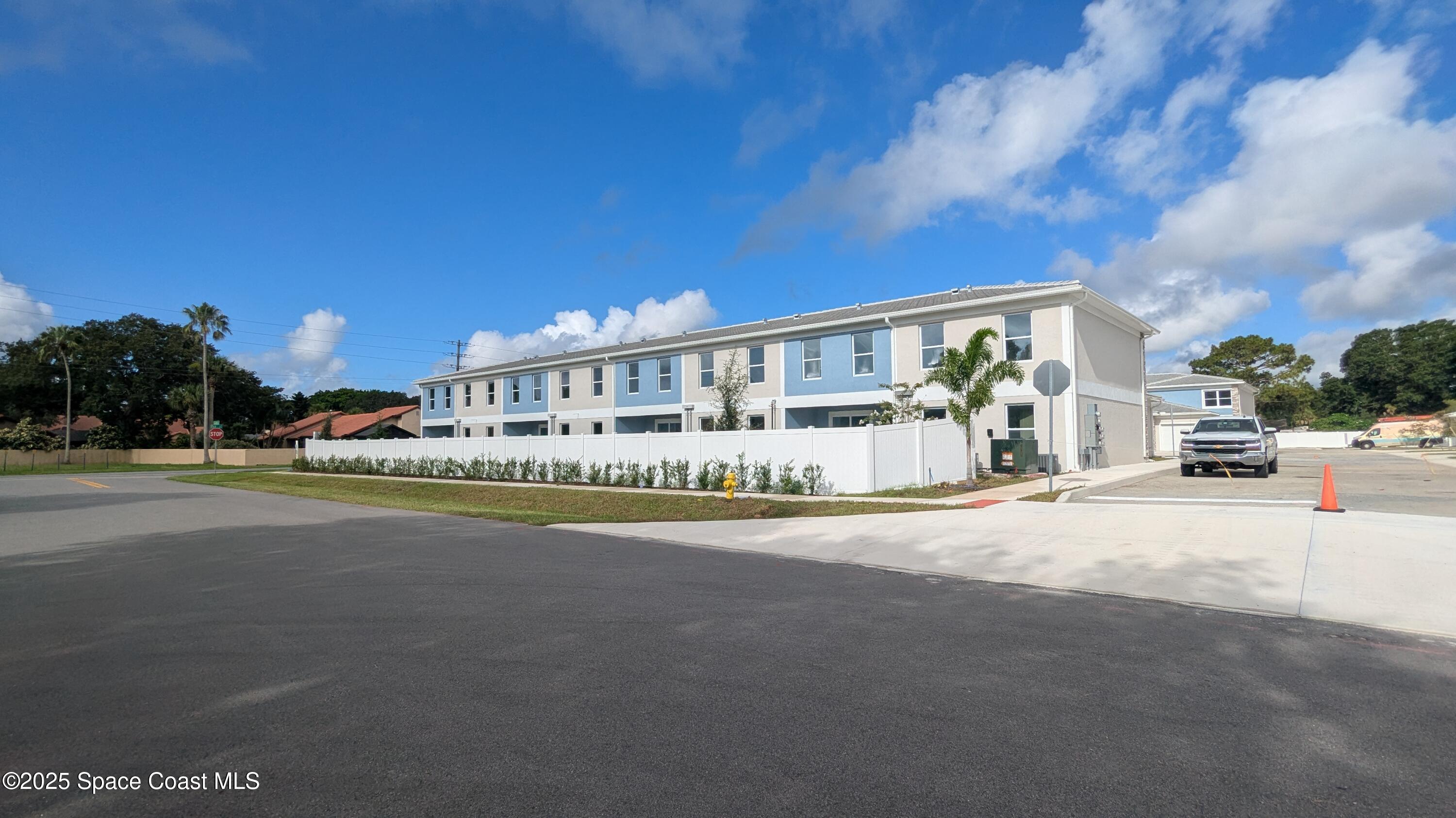 1605 Par Street Northeast, Unit 3203 Palm Bay, FL 32905 - Photo 39 of 42 a view of a building with a street