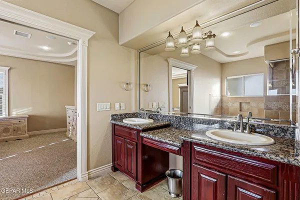 $624,999 | 935 Via Linda Court, El Paso, TX 79912