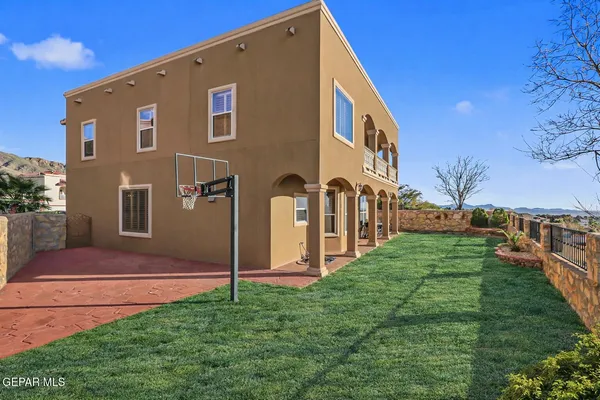 $624,999 | 935 Via Linda Court, El Paso, TX 79912