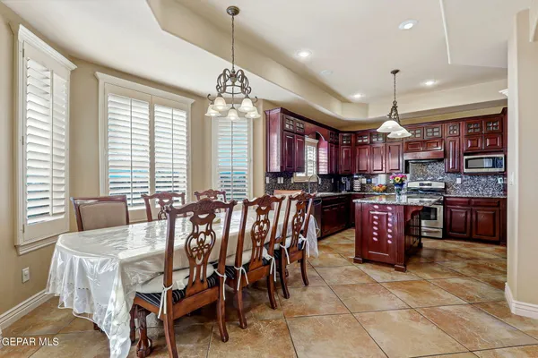 $624,999 | 935 Via Linda Court, El Paso, TX 79912
