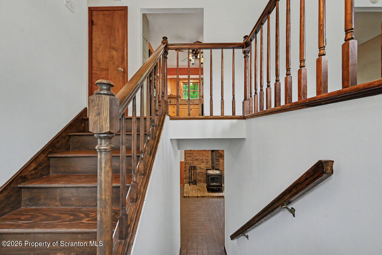 211 Buckingham Street Moscow, PA 18444 - Photo 14 of 83 a view of entryway
