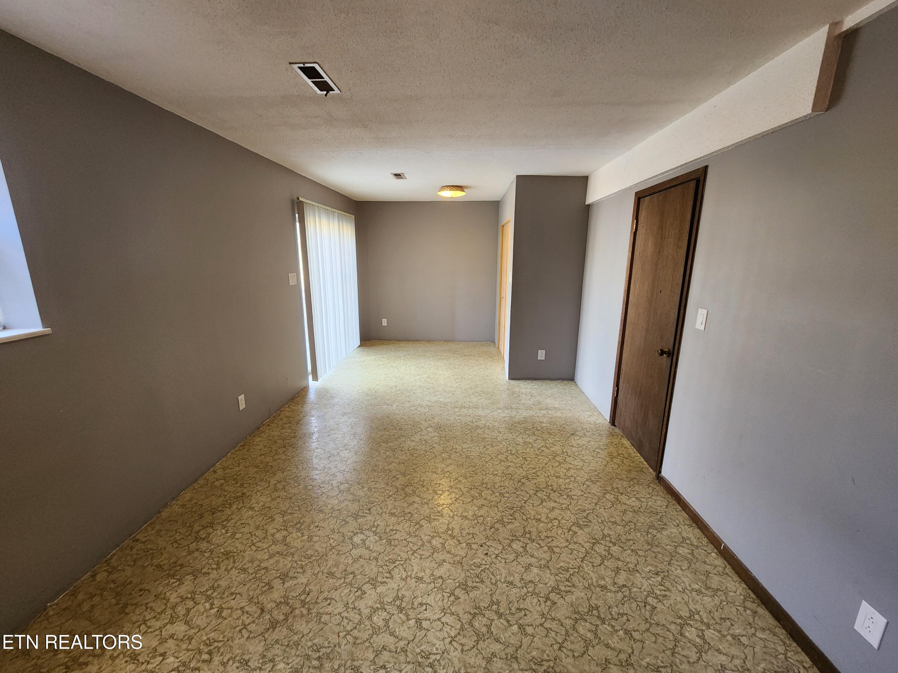 7816 Ashley Road Powell, TN 37849 - Photo 13 of 14 016AshleyRd_7816