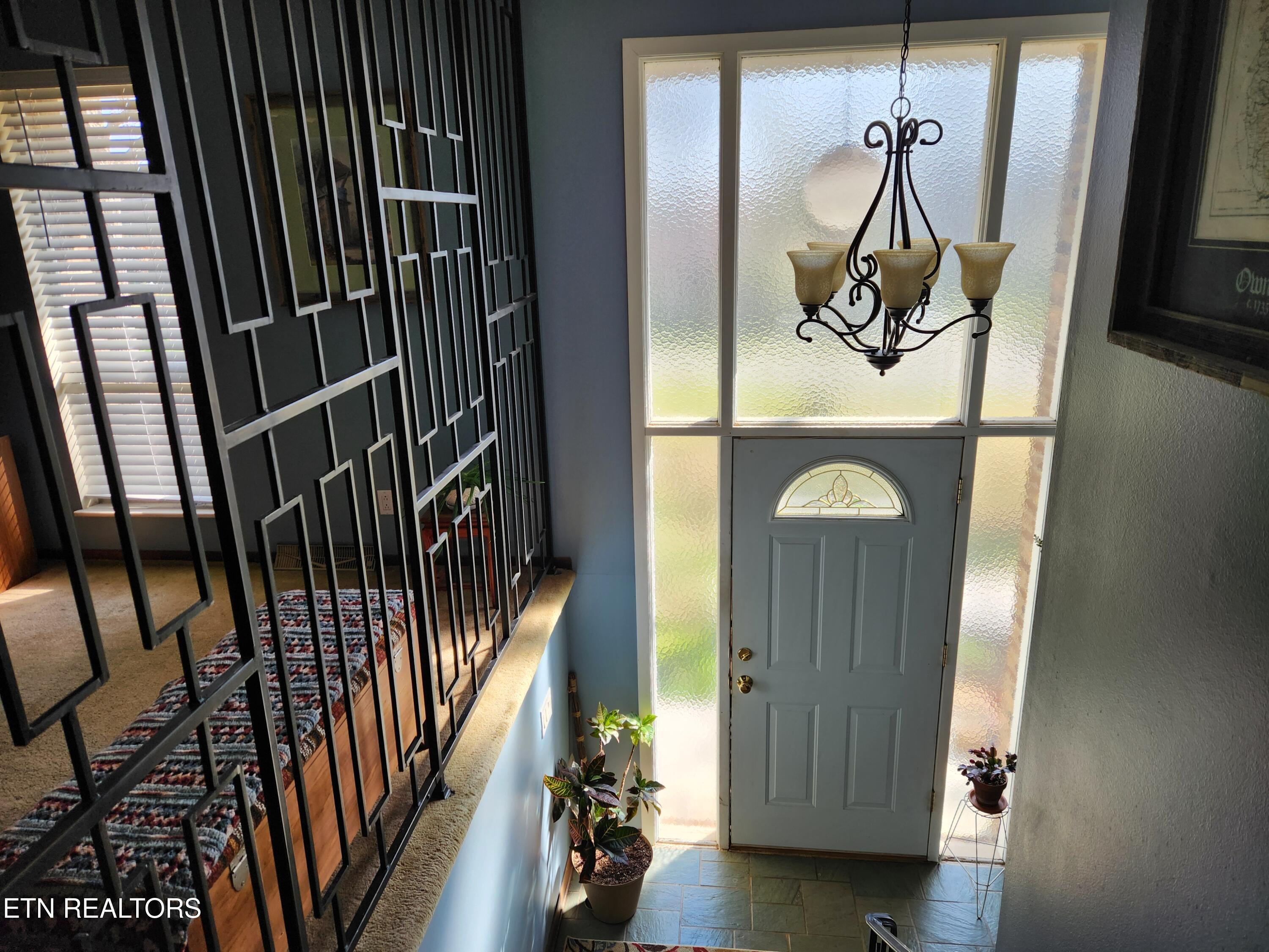 7816 Ashley Road Powell, TN 37849 - Photo 4 of 14 007AshleyRd_7816