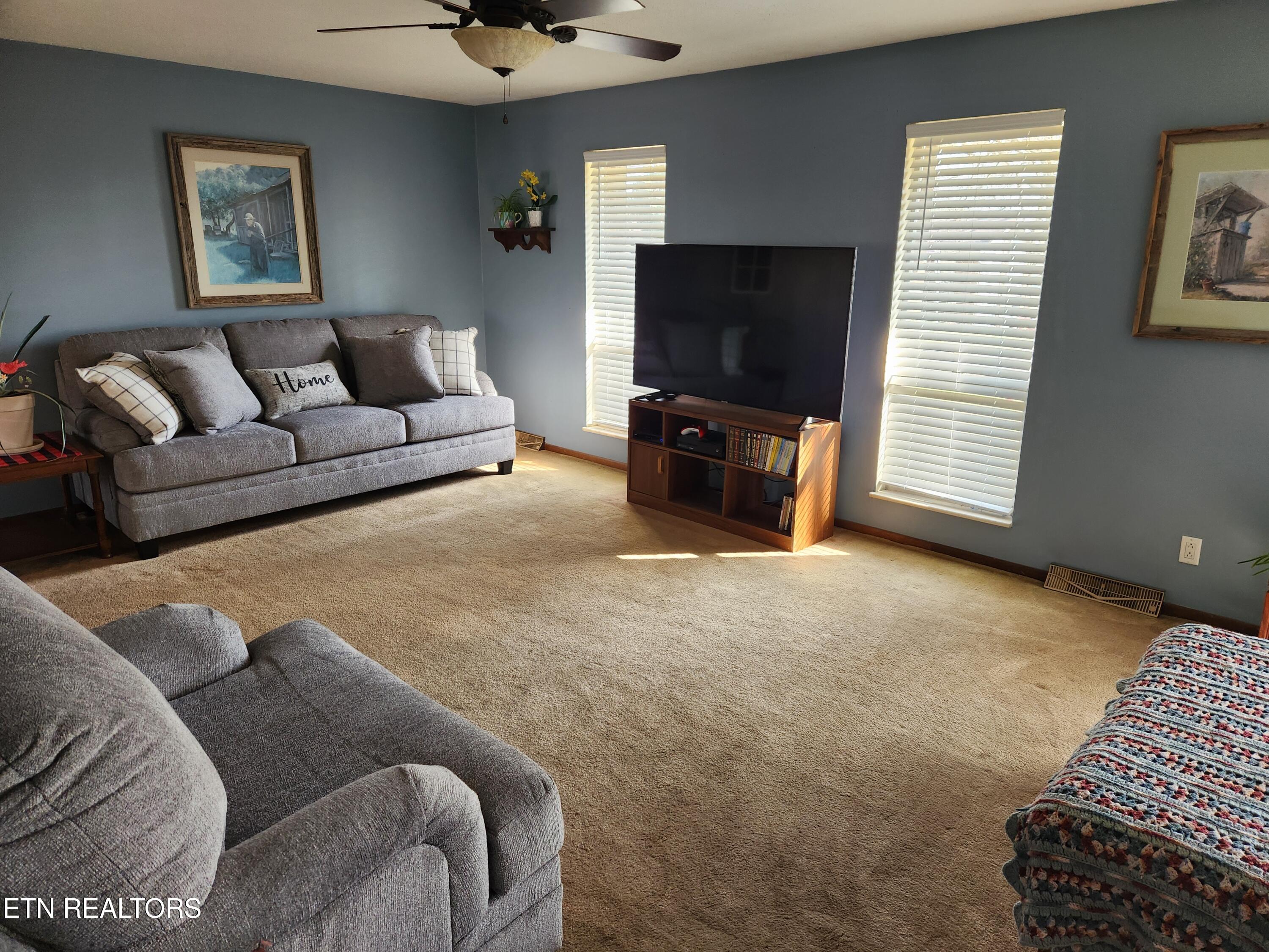 7816 Ashley Road Powell, TN 37849 - Photo 7 of 14 006AshleyRd_7816