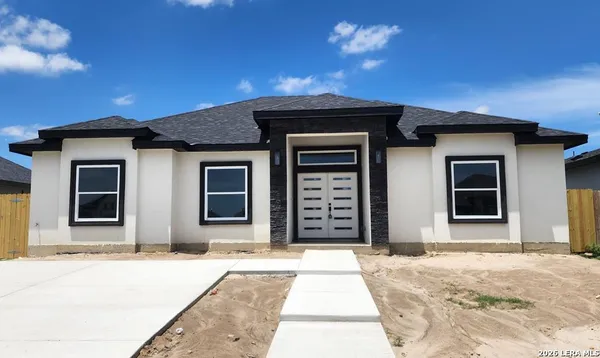 $310,000 | 3186 Ethel Drive, Eagle Pass, TX 78852