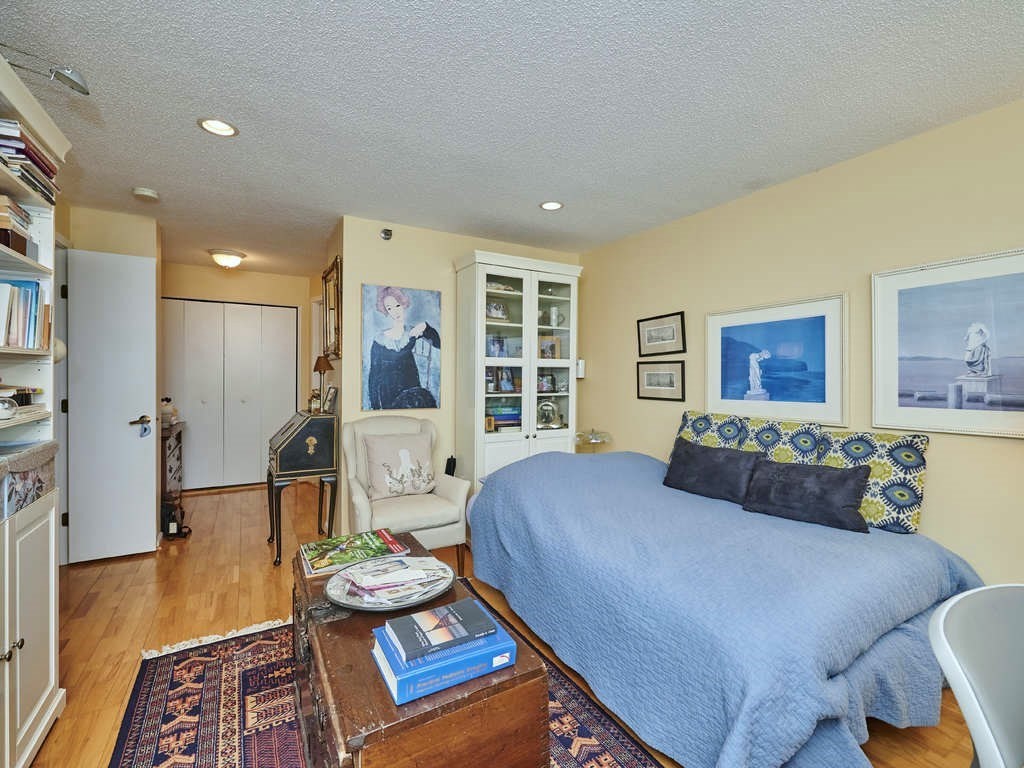 3 Seal Harbor Road, Unit 744 Winthrop, MA 02152 - Photo 12 of 30 a bedroom with a bed mirror and couch