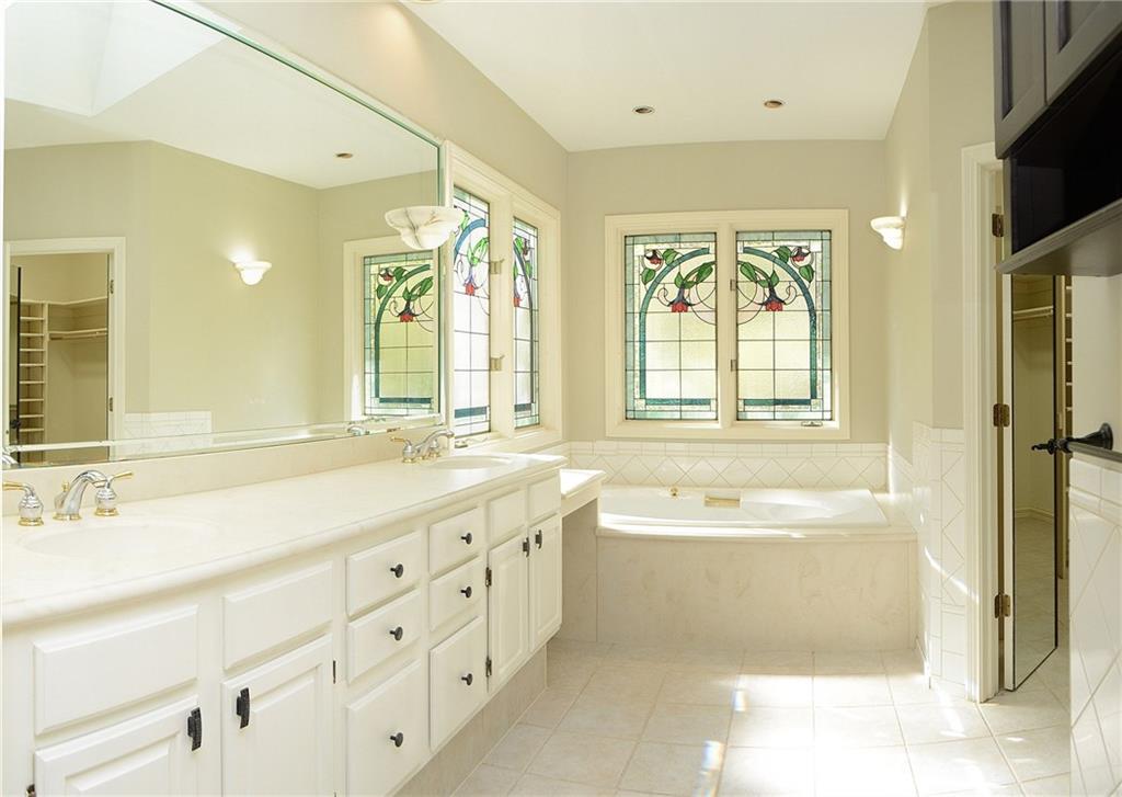 13638 Smokey Ridge Place Carmel, IN 46033 - Photo 21 of 41 Gallery Image 21