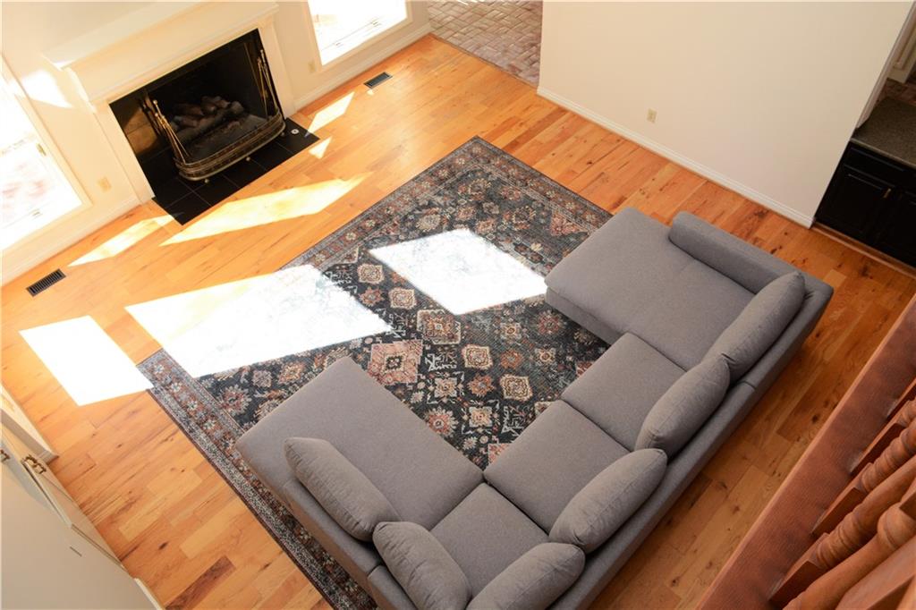 13638 Smokey Ridge Place Carmel, IN 46033 - Photo 10 of 41 Gallery Image 10