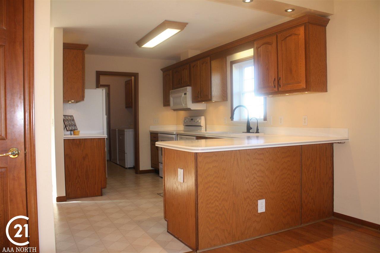 5417 Bishop Road Dryden, MI 48428 - Photo 9 of 35 Kitchen
