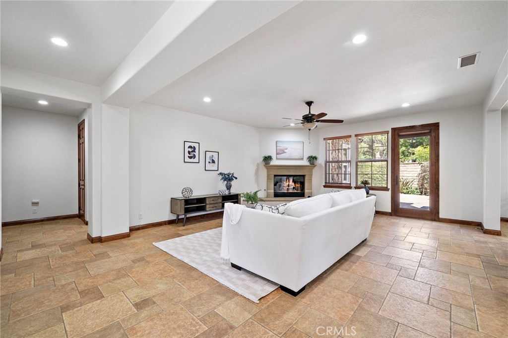 28 Drackert Lane Ladera Ranch, CA 92694 - Photo 13 of 74