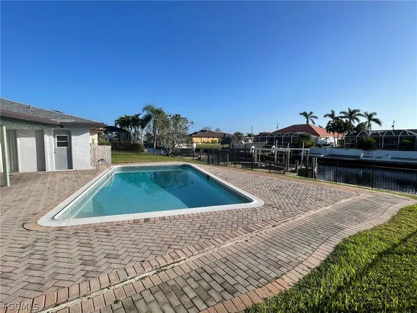 $3,250 | 5029 Southwest 11th Place, Cape Coral, FL 33914