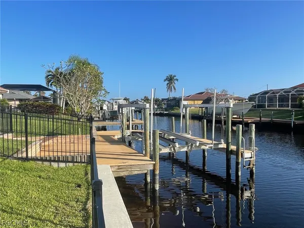 $3,250 | 5029 Southwest 11th Place, Cape Coral, FL 33914